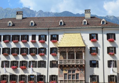 golden-roof-3596380_1280 golden-roof-3596380_1280