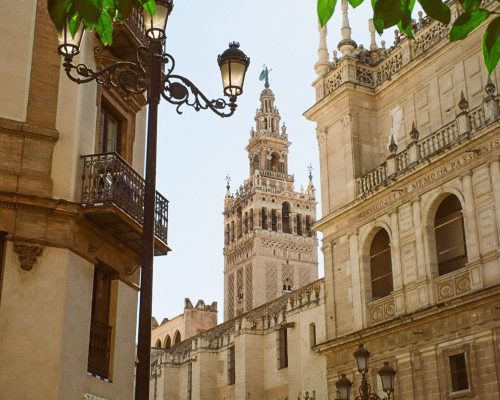 lina-renken-3u9fpiIY_sM-unsplash cathedral de seville