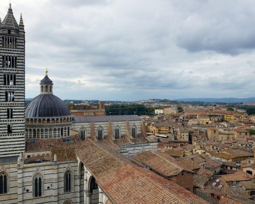 martti-salmi-14MBHQKRHDM-unsplash Siena