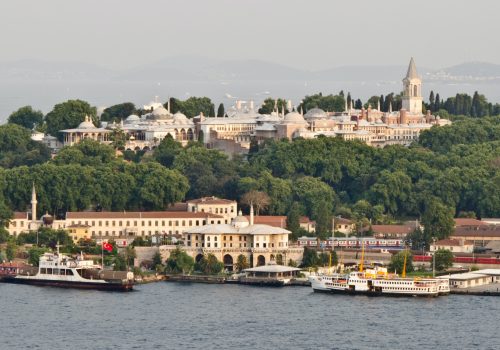 nima-aksoy-3QvajmoTvHM-unsplash Topkapi Palace