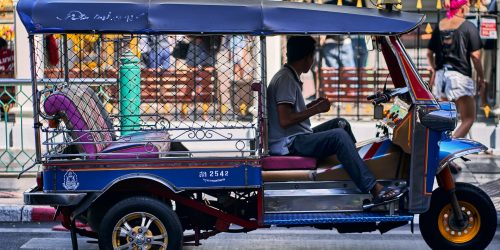 norbert-braun-RSdkhkJtdxI-unsplash Tuk-tuk 1