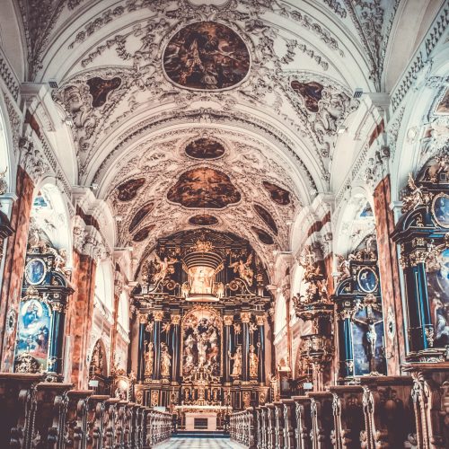 pexels-ashley-fontana-705778 church