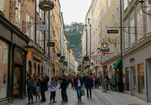 zhang-xiaoyu-tra_ILujLNs-unsplash Salzburg